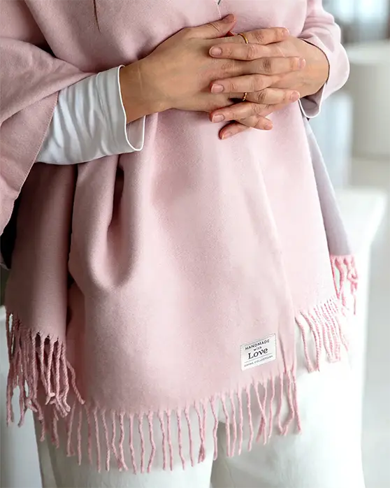 Demdaco Pink Giving Wrap
