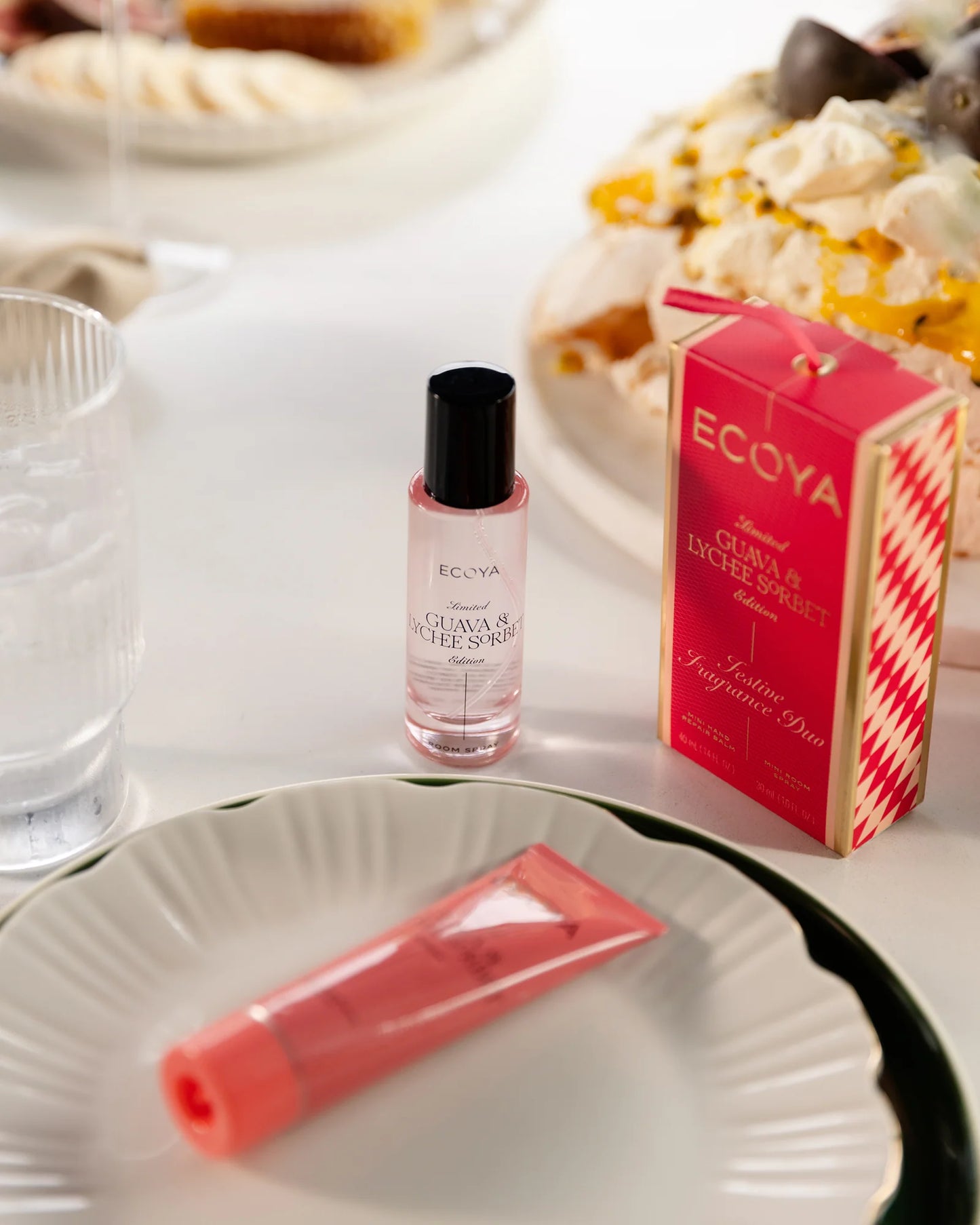 Ecoya Guava & Lychee Sorbet Festive Fragrance Duo