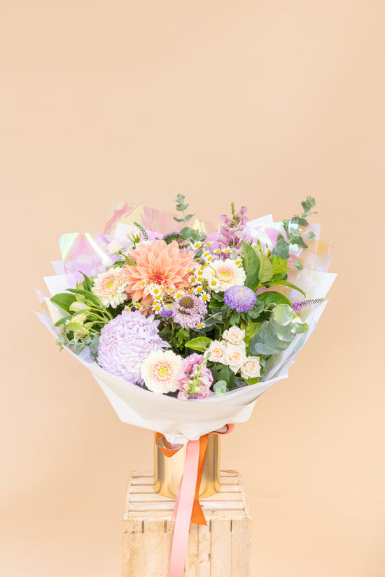 Load image into Gallery viewer, The Goddess Bouquet - Premium Pastel
