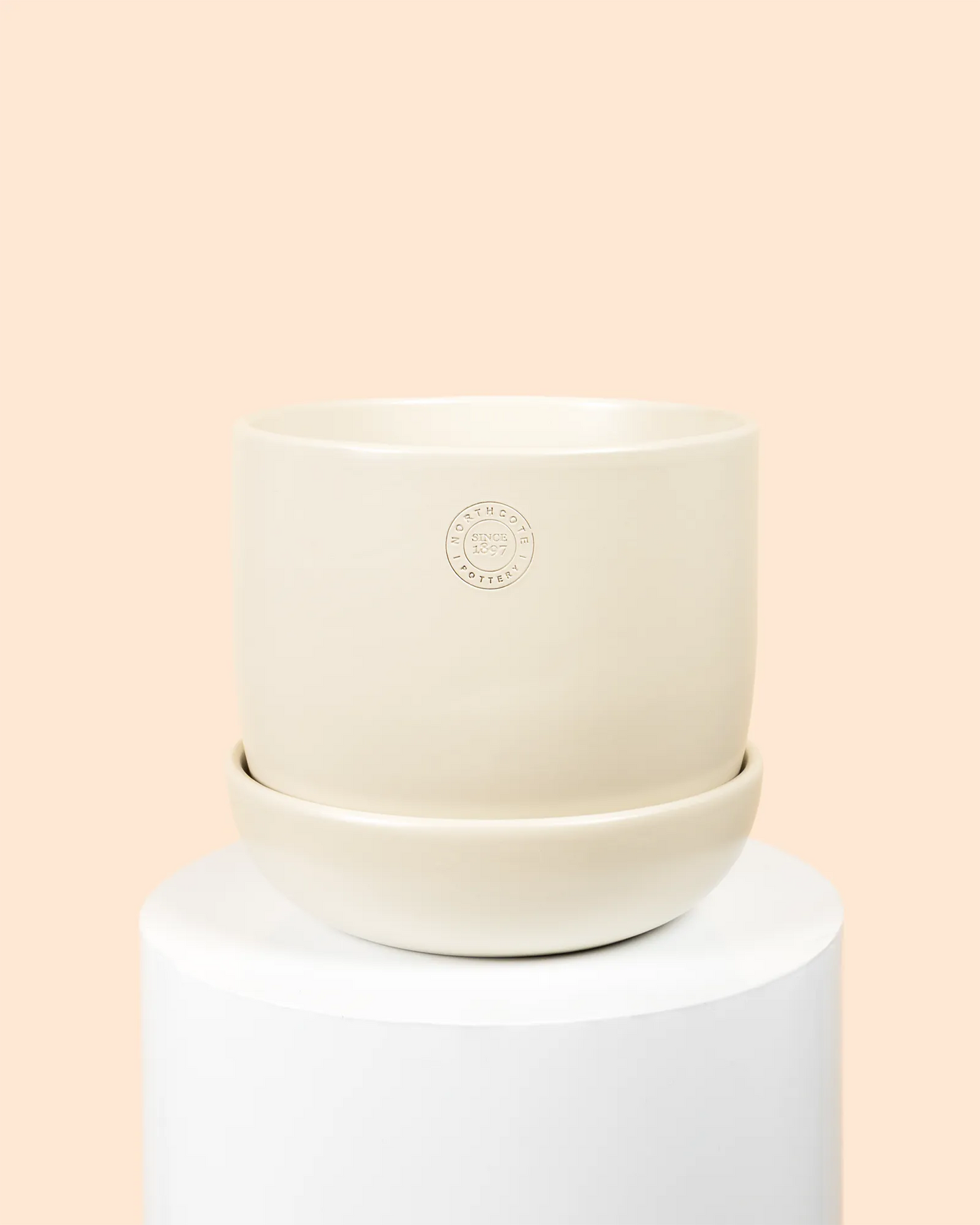 Hana Pot with Saucer (Ecru)