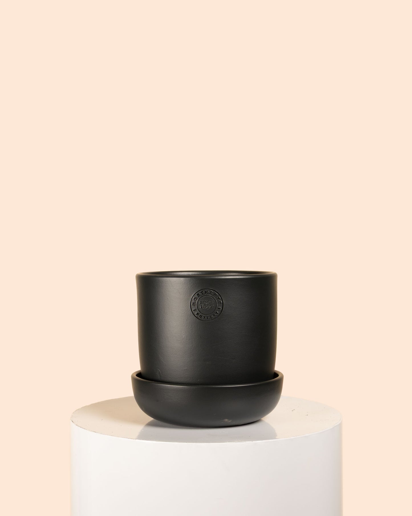 Hana Pot with Saucer (Charcoal)
