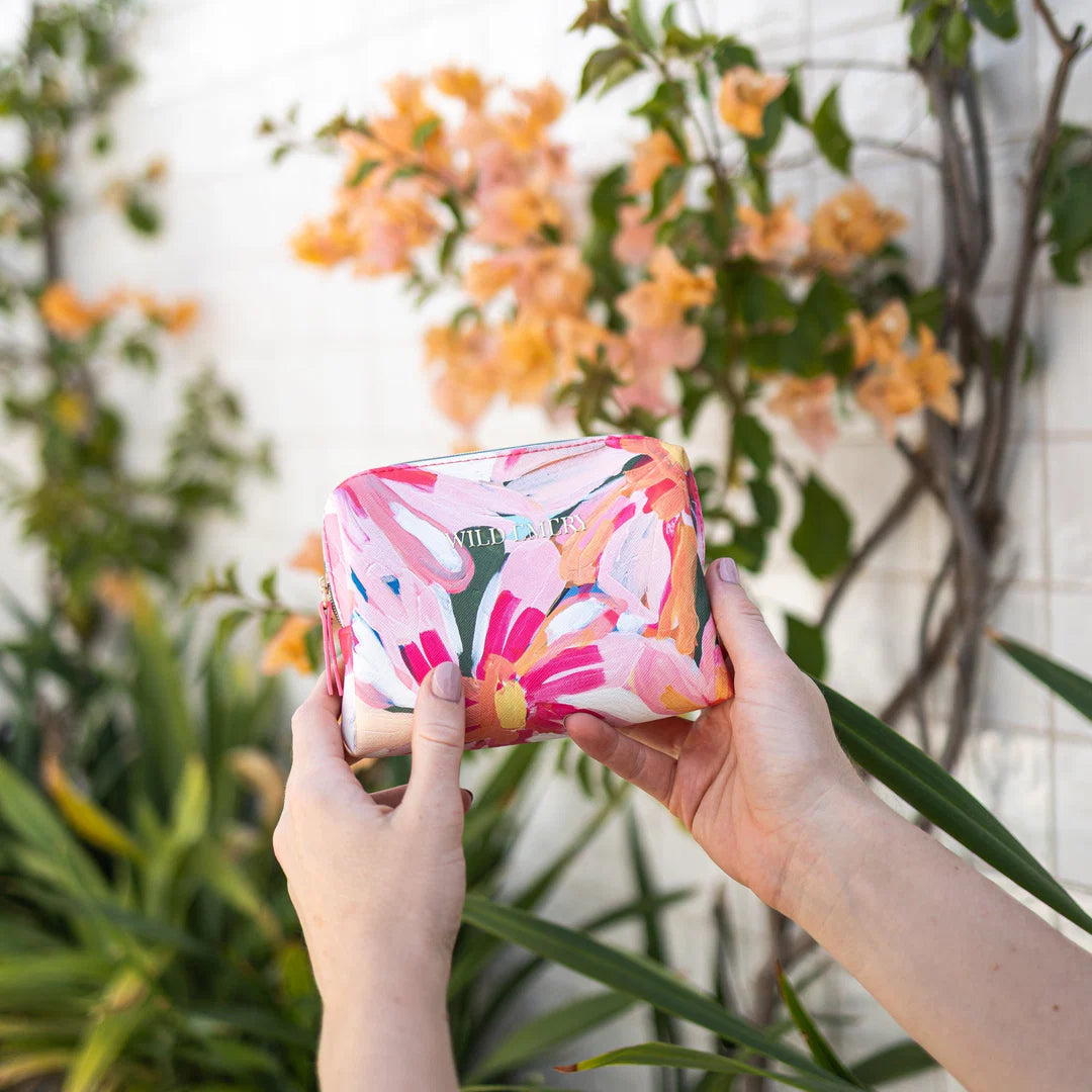 Wild Emery Morgan Jamieson Love Fool Cosmetic Bag (Small)